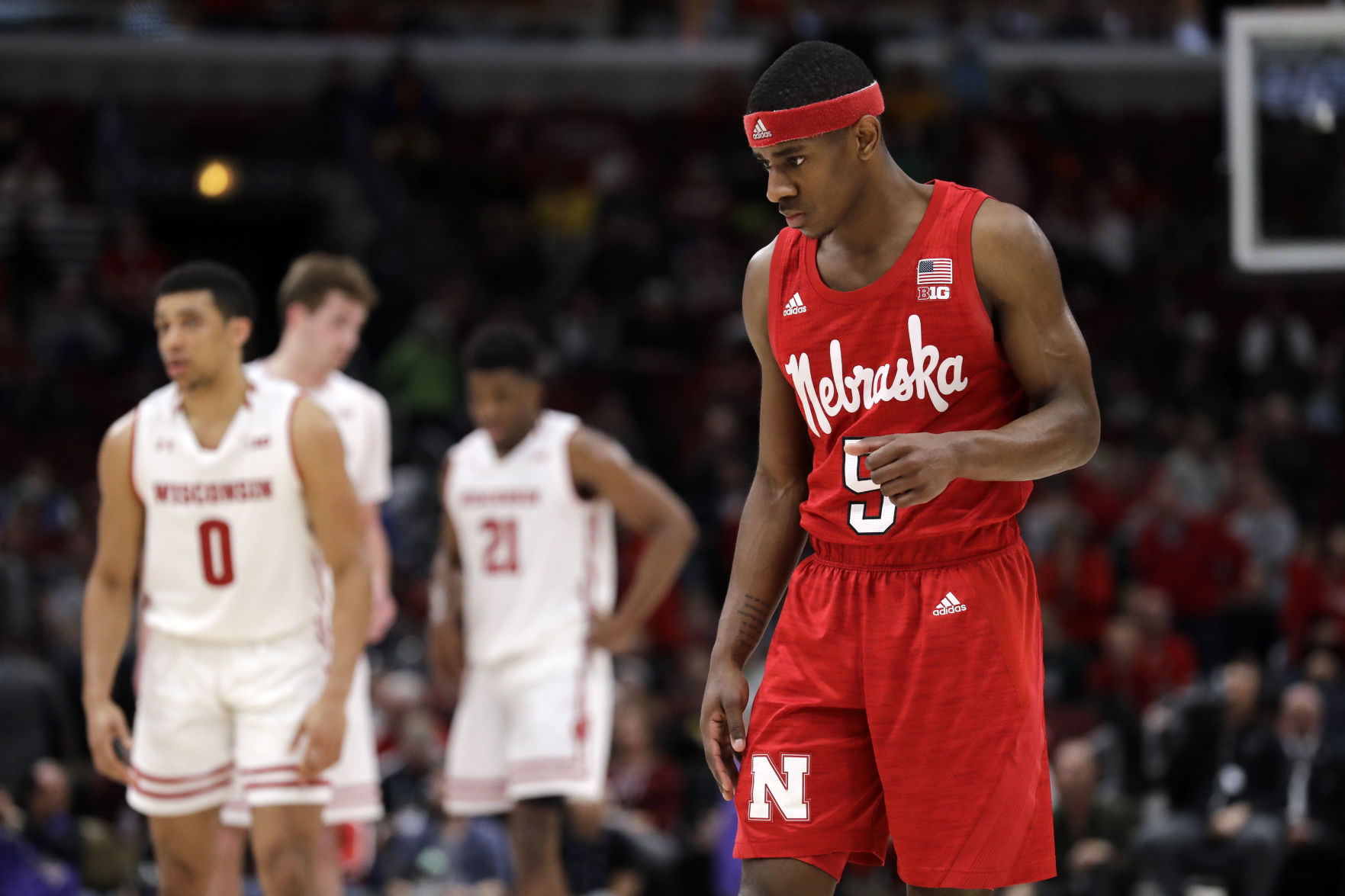 Badgers 66, Cornhuskers 62